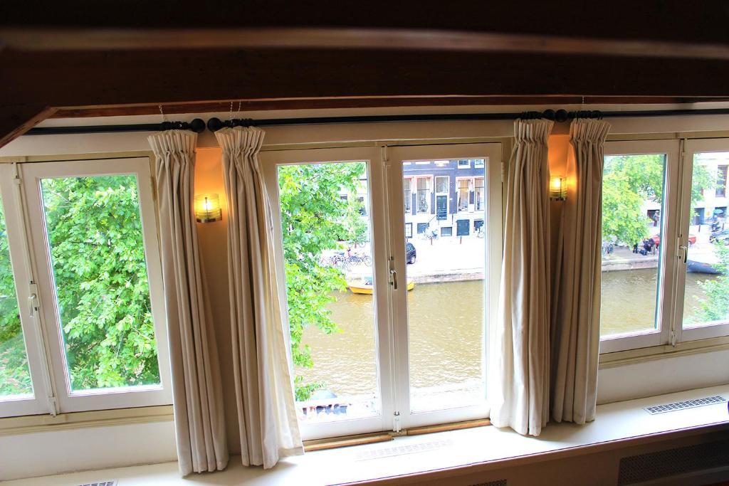 Amsterdam Jewel Canal Apartments Oda fotoğraf